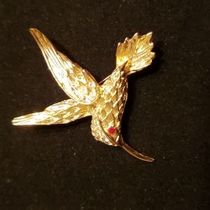 Evan St. Clair Hummingbird w/ Genuine Ruby eye Hummingbird pin Brooch🌹